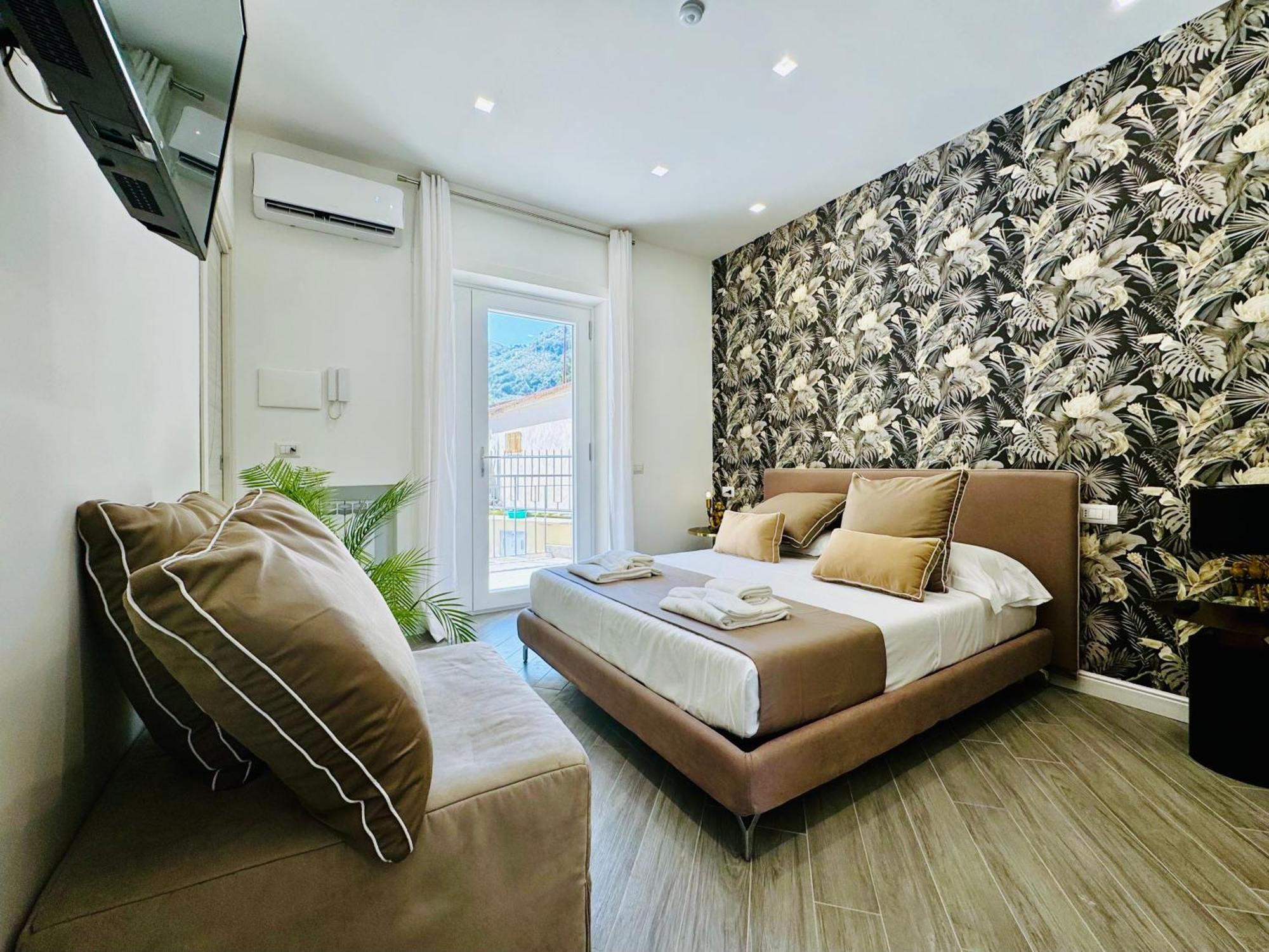 Yourhome - Santa Lucia Rooms Соренто Екстериор снимка
