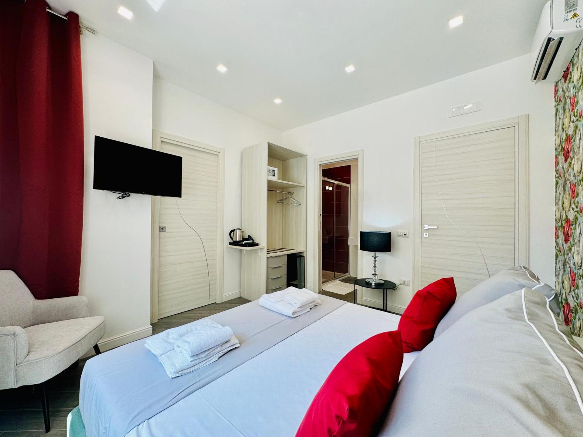 Yourhome - Santa Lucia Rooms Соренто Екстериор снимка