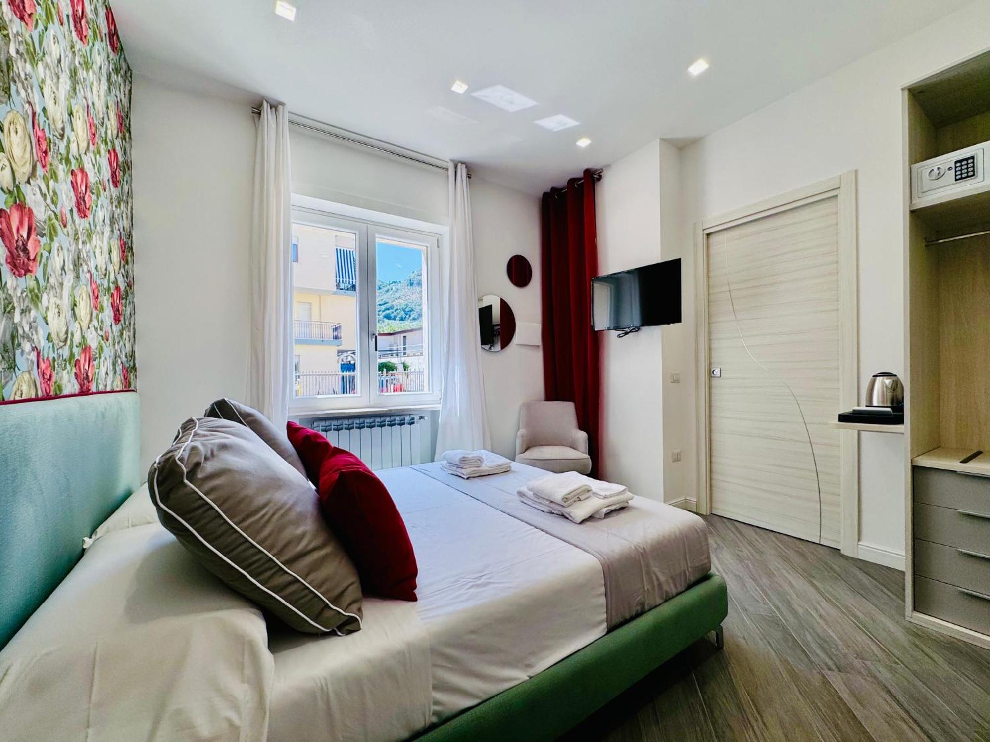 Yourhome - Santa Lucia Rooms Соренто Екстериор снимка