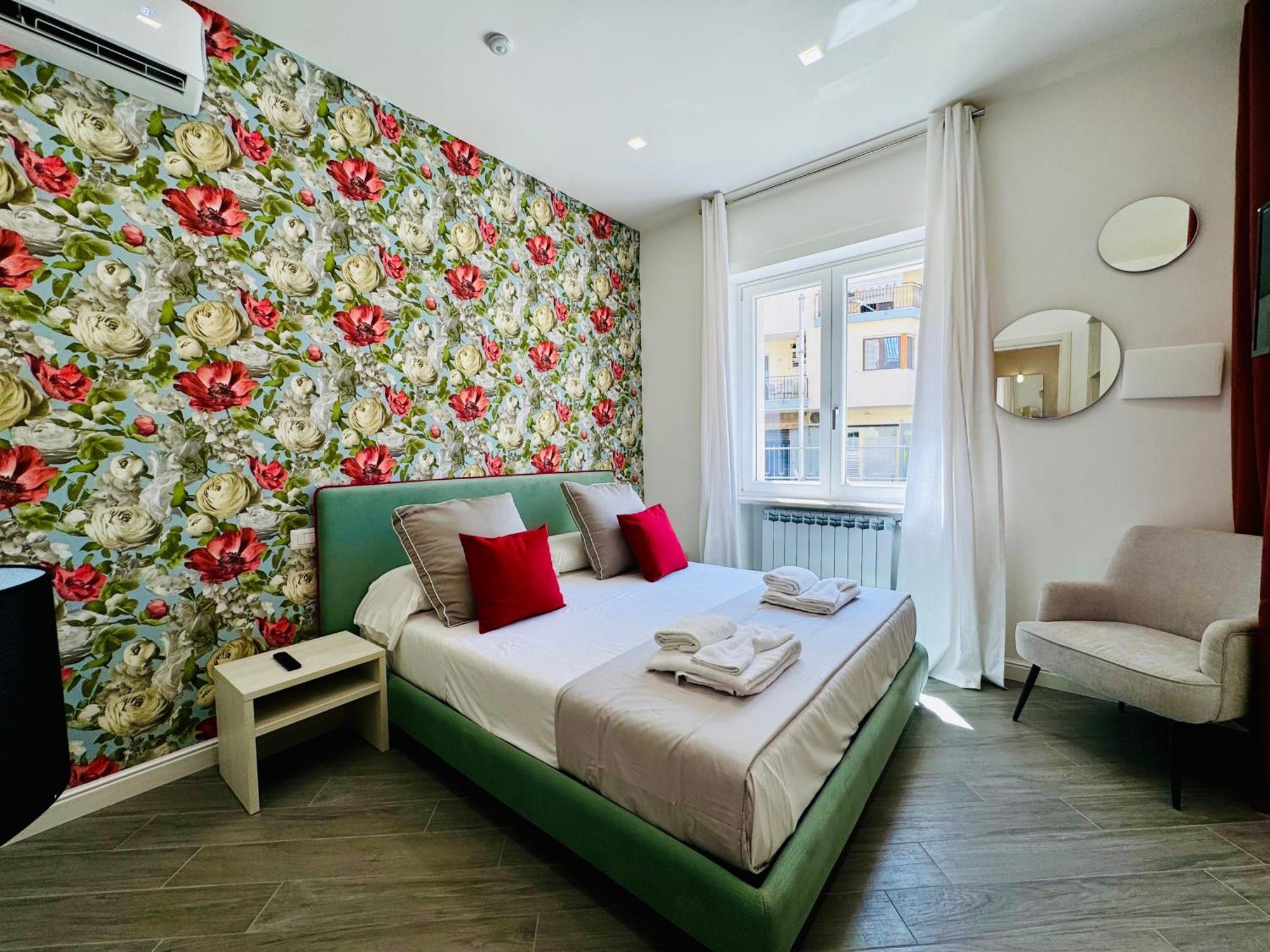 Yourhome - Santa Lucia Rooms Соренто Екстериор снимка